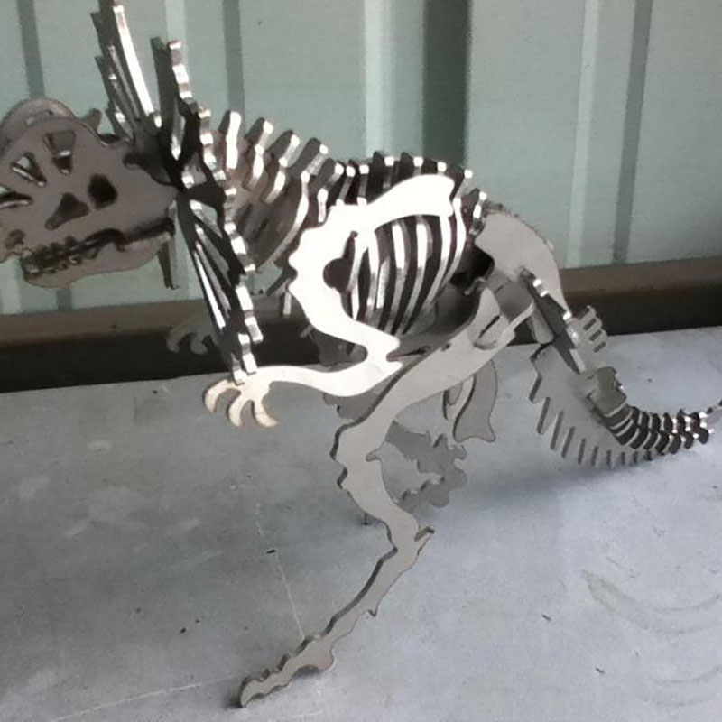 Laser engraving dinosaur statue 激光雕刻恐龙雕像