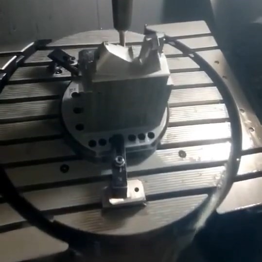 5轴CNC加工工具钢零件